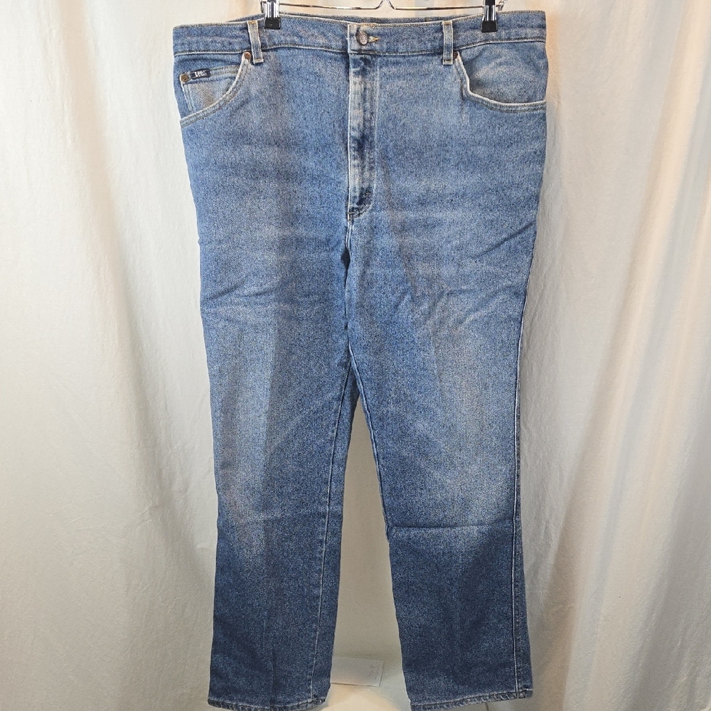 Lee Men's Relaxed Fit Blue Jeans